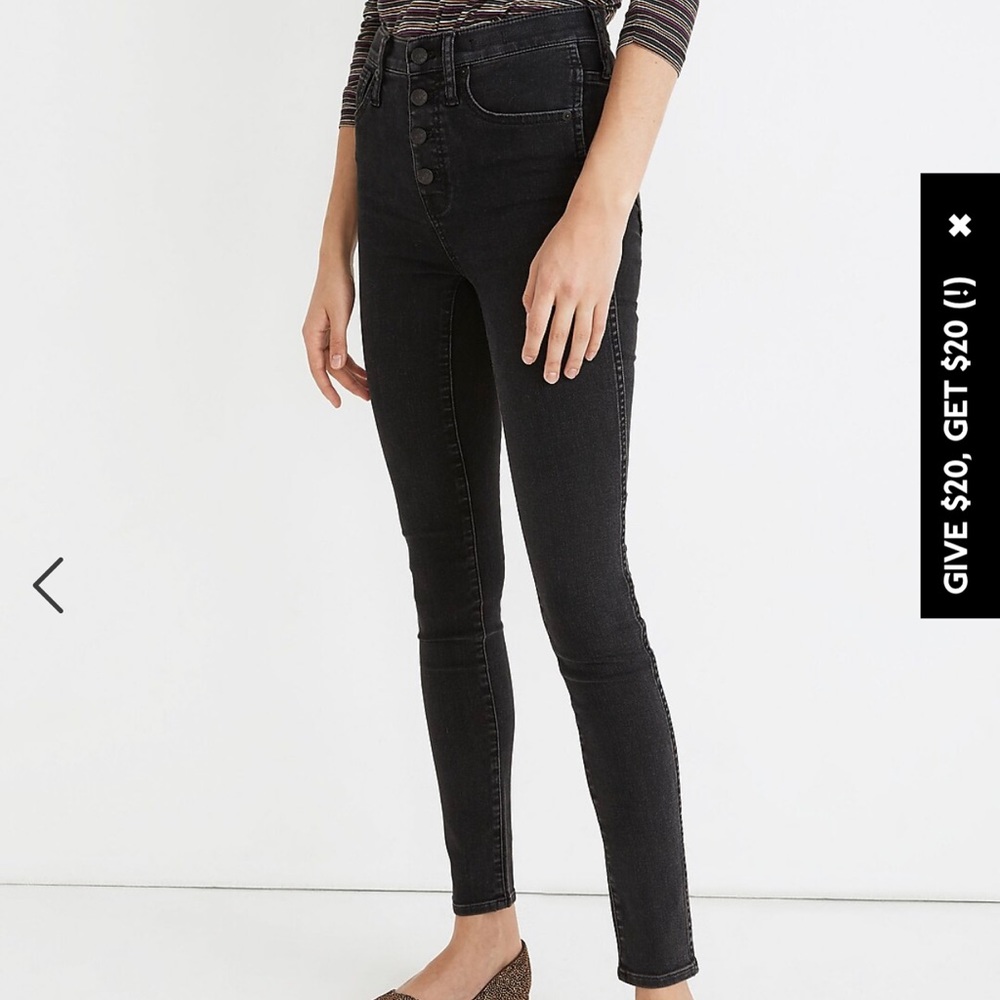 Madewell 10" High-Rise Skinny Jeans in Robert Wash: Button-Front Edition